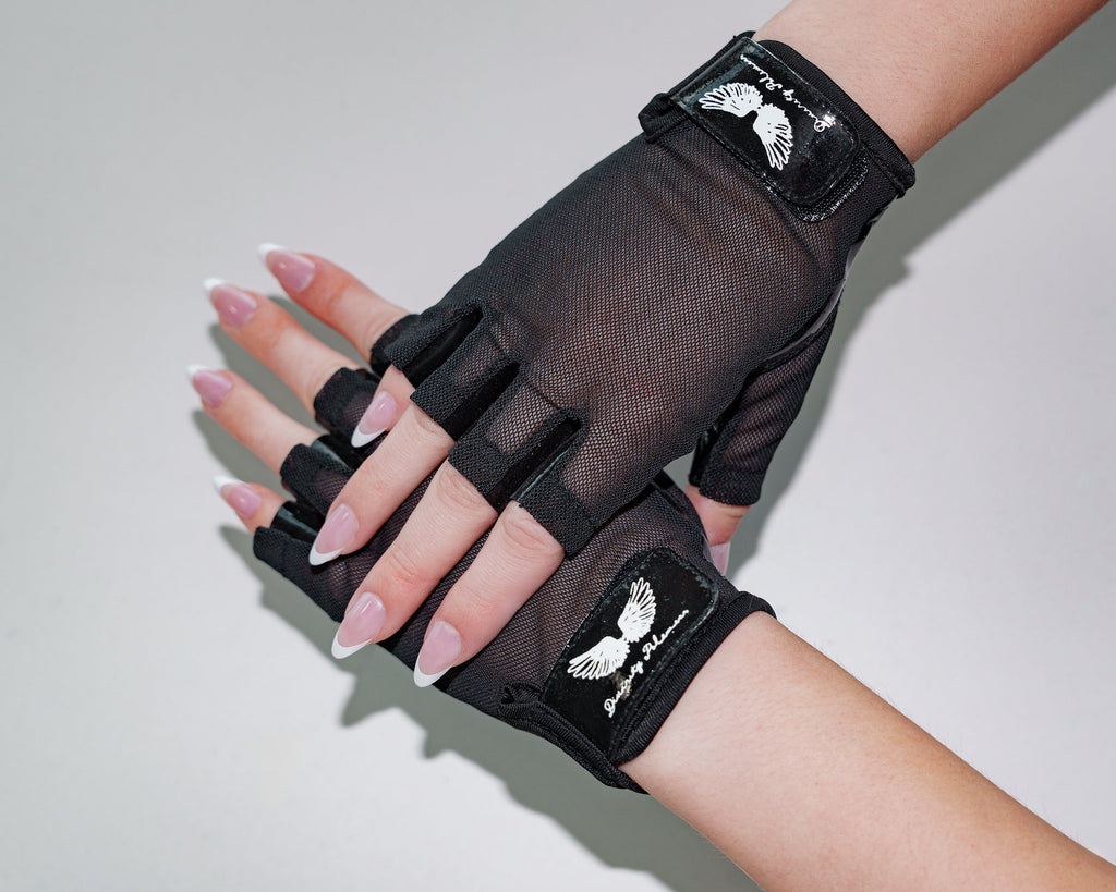 pole handschuhe Sticky Grippy Mesh Gloves for Pole Dancing – Divinity Polewear