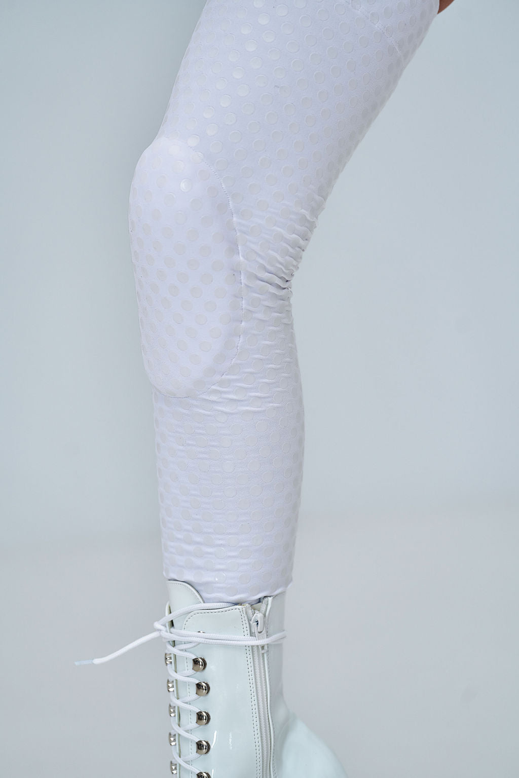 Grippy Thigh Highs with Knee Pads (White) – Divinity Polewear