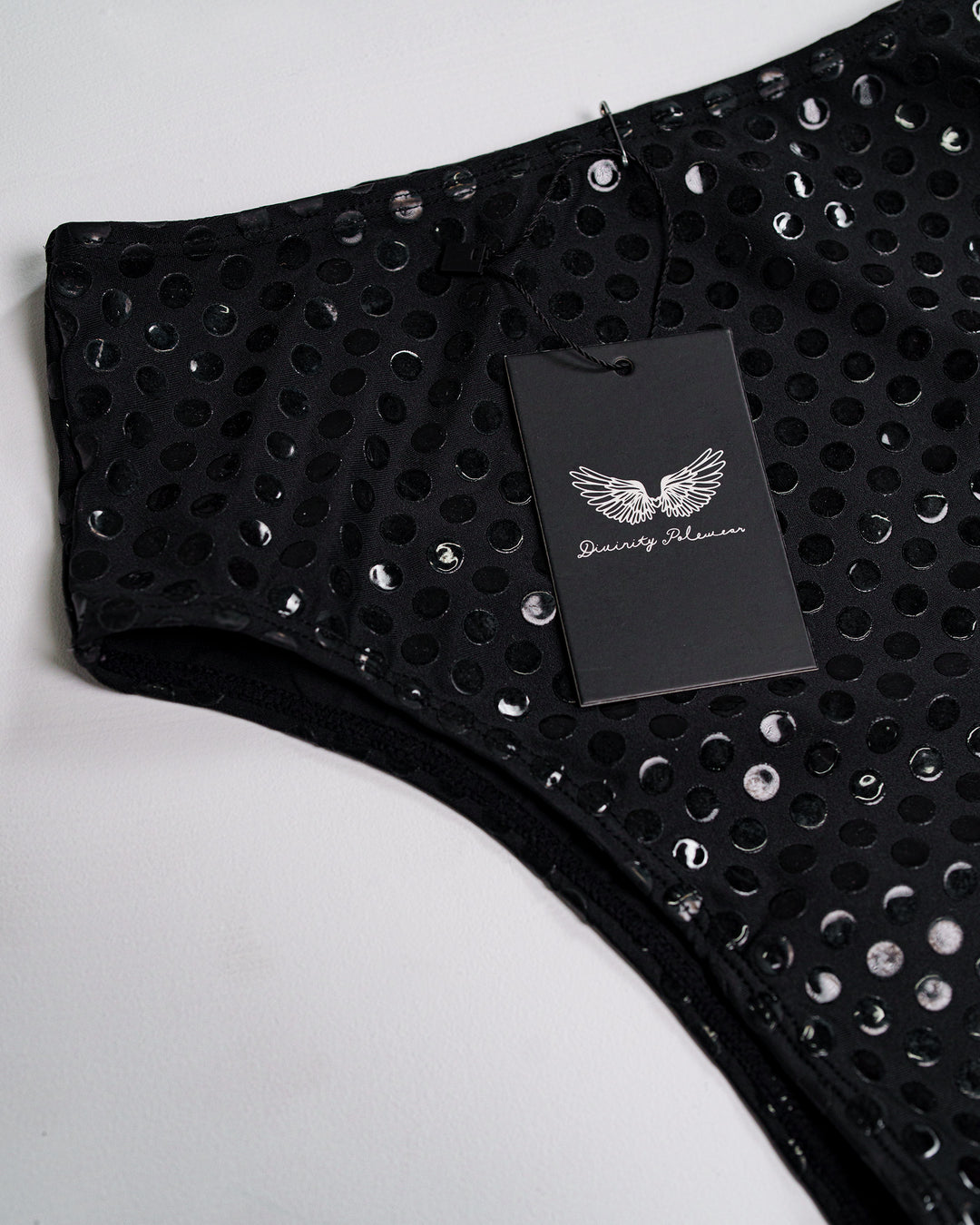 Grippy High-Waisted Bottoms (Black)